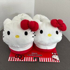 Hello Kitty Slippers Red Bow Plush Size 9-10 L-XL Snuggly Cuddling Soft NEW